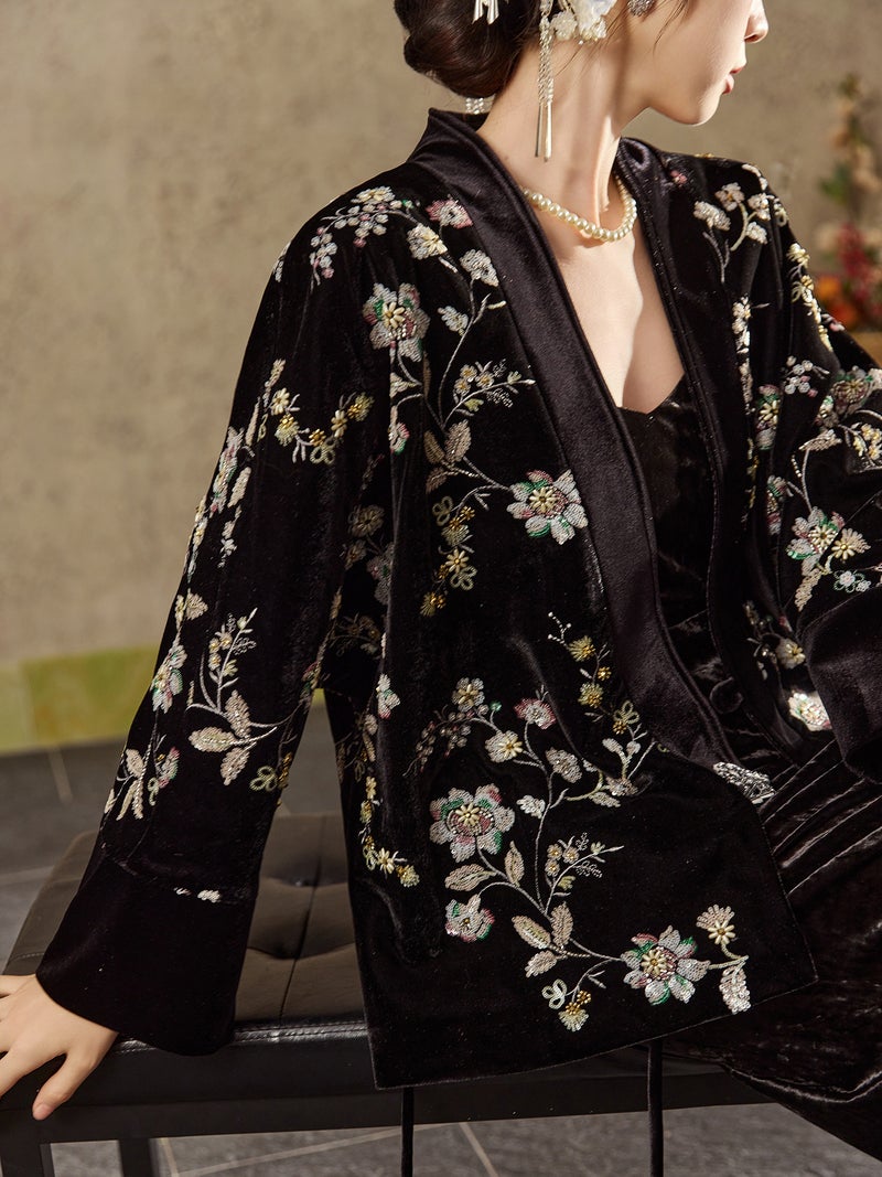 Yailla Versatile New Chinese Style Heavy Craft Sequin Embroidery High-End Cotton Coat Autumn and Winter New Style Velvet Rich Family Noble Light Luxury Outerwear Top Women'S Retro Niche Design Tang Coat Suit - Image 2